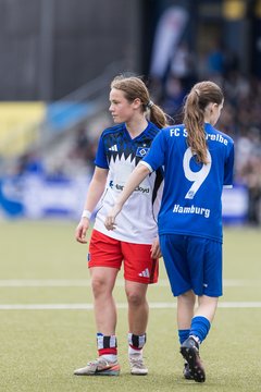 Bild 180 - wBJ Hamburger SV - FC Suederelbe : Ergebnis: 9:0
